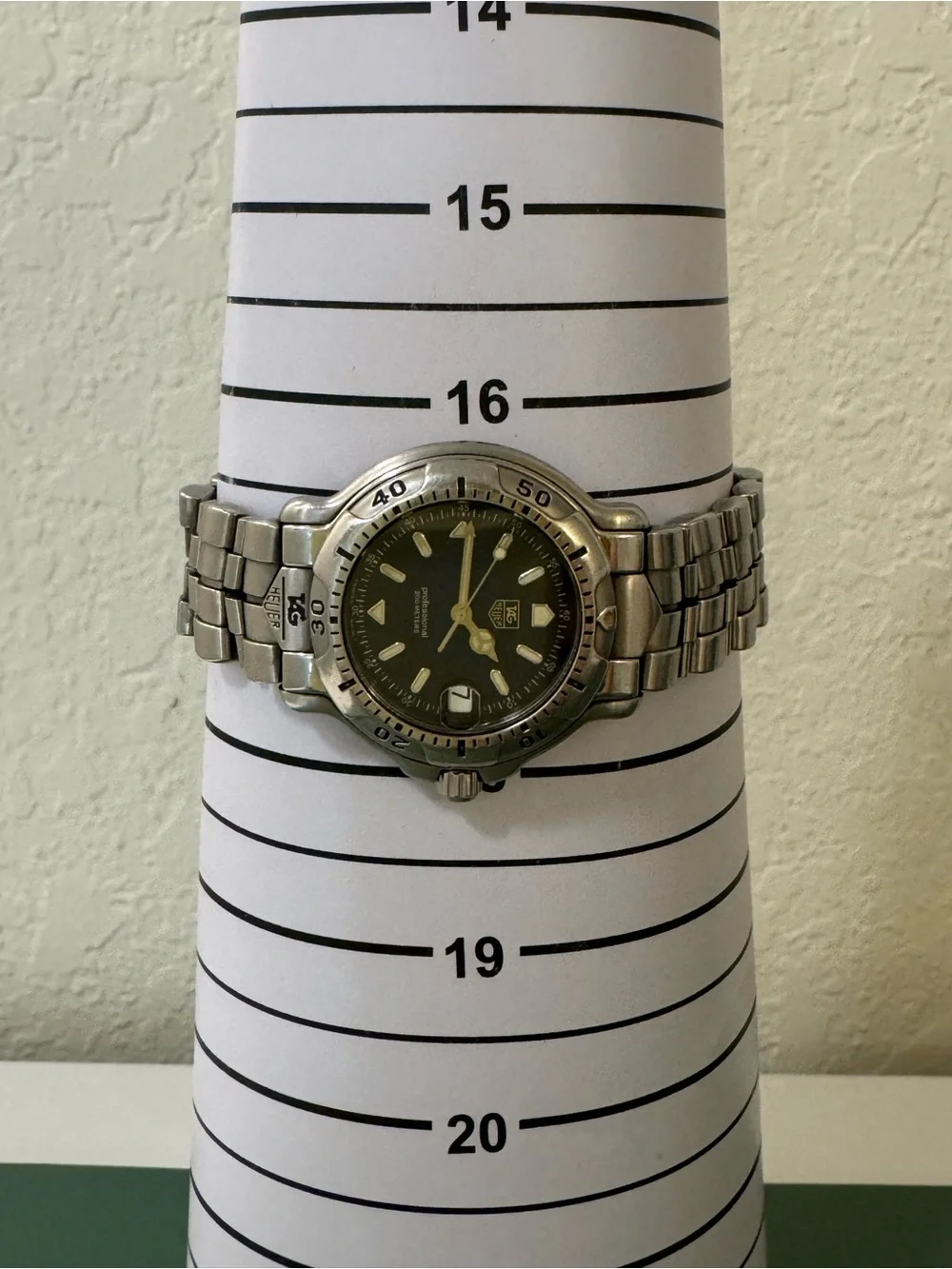 Tag Heuer Stainless Steel Men's Watch - Black Dial